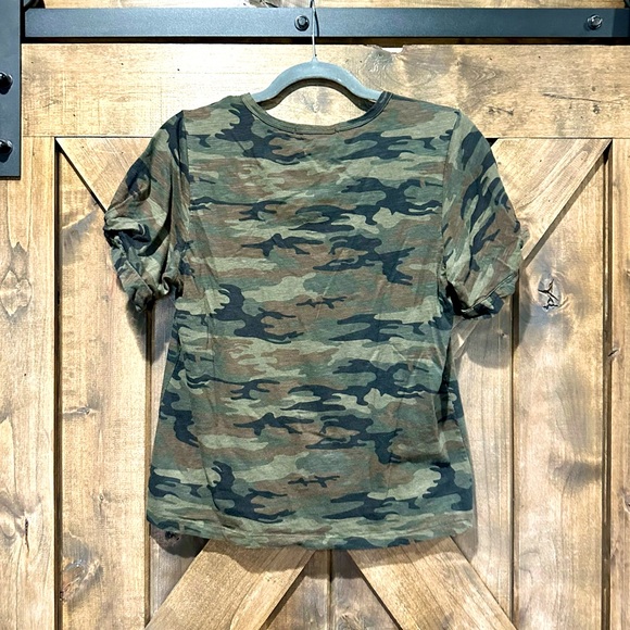 EUC Sanctuary Camo Pattern Puff Sleeve Top Sz L - Picture 16 of 16